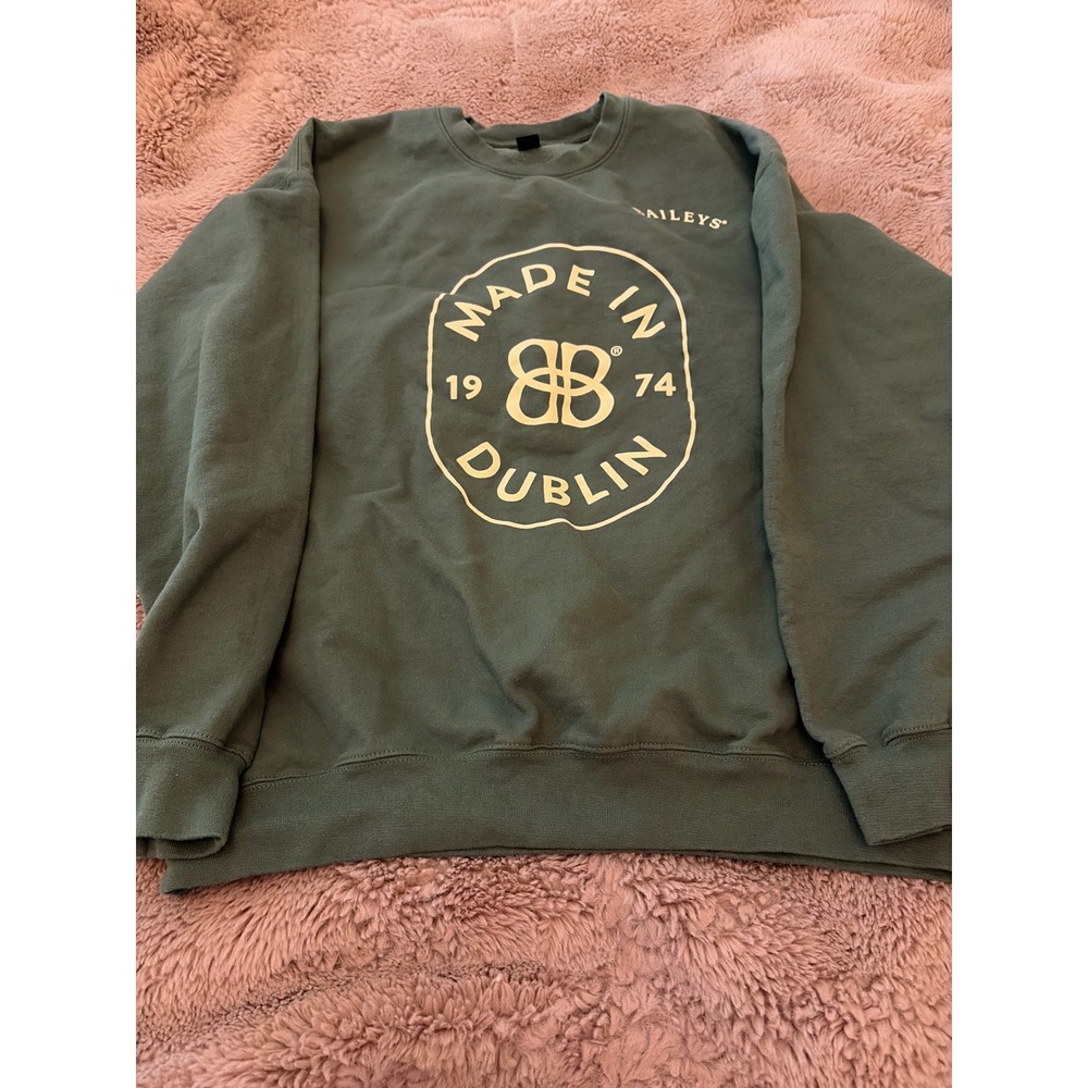 Baileys Irish Cream Made In Dublin Sweatshirt Green Yellow Logo Crewneck XL